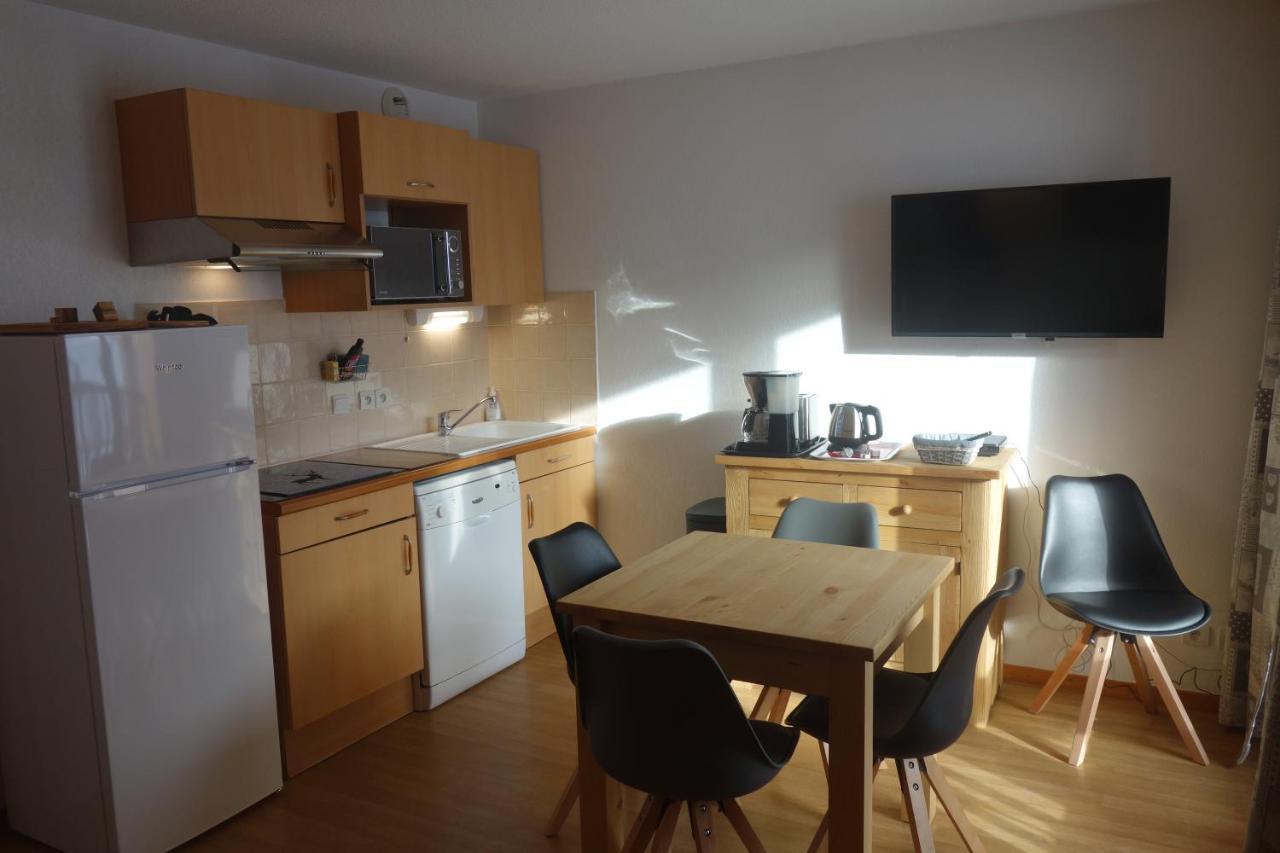 Skis Aux Pieds Dans Un Appartement Cosy Au Coeur Du Queyras Molines-en-Queyras Ngoại thất bức ảnh