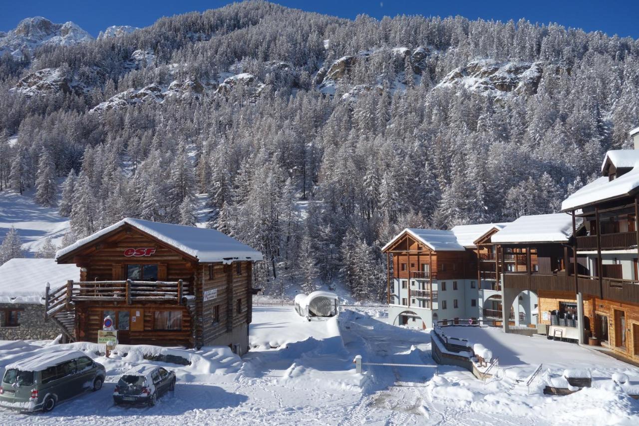 Skis Aux Pieds Dans Un Appartement Cosy Au Coeur Du Queyras Molines-en-Queyras Ngoại thất bức ảnh